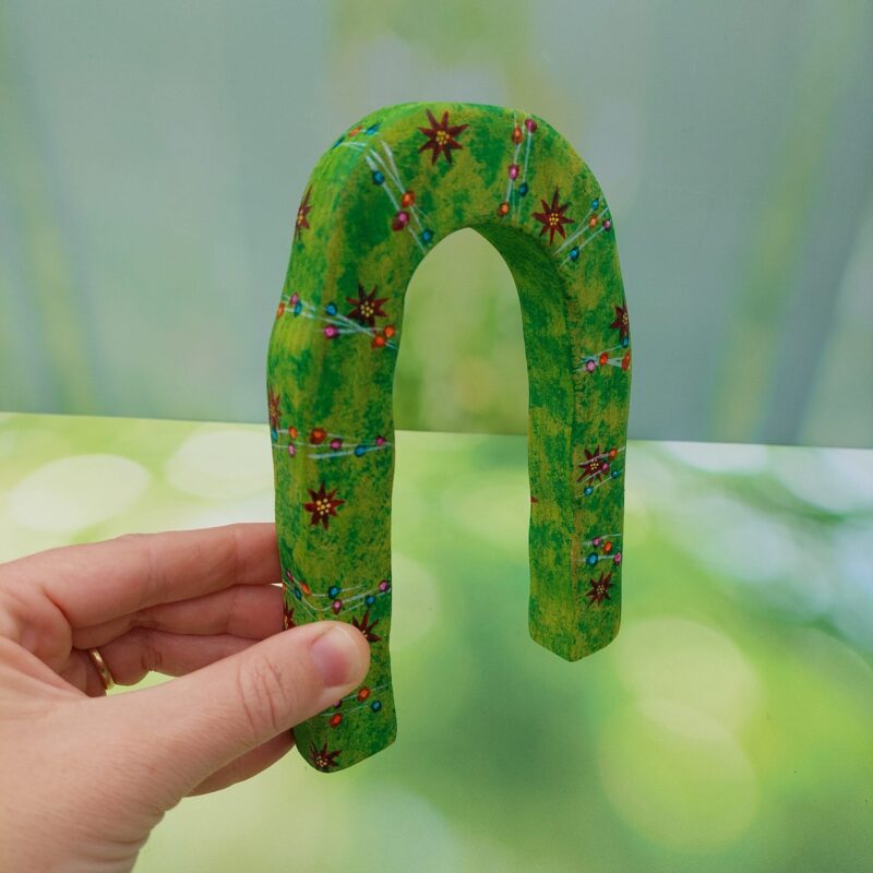 Christmas Poinsettia Wooden Flower Arch / Limited Edition - Image 2