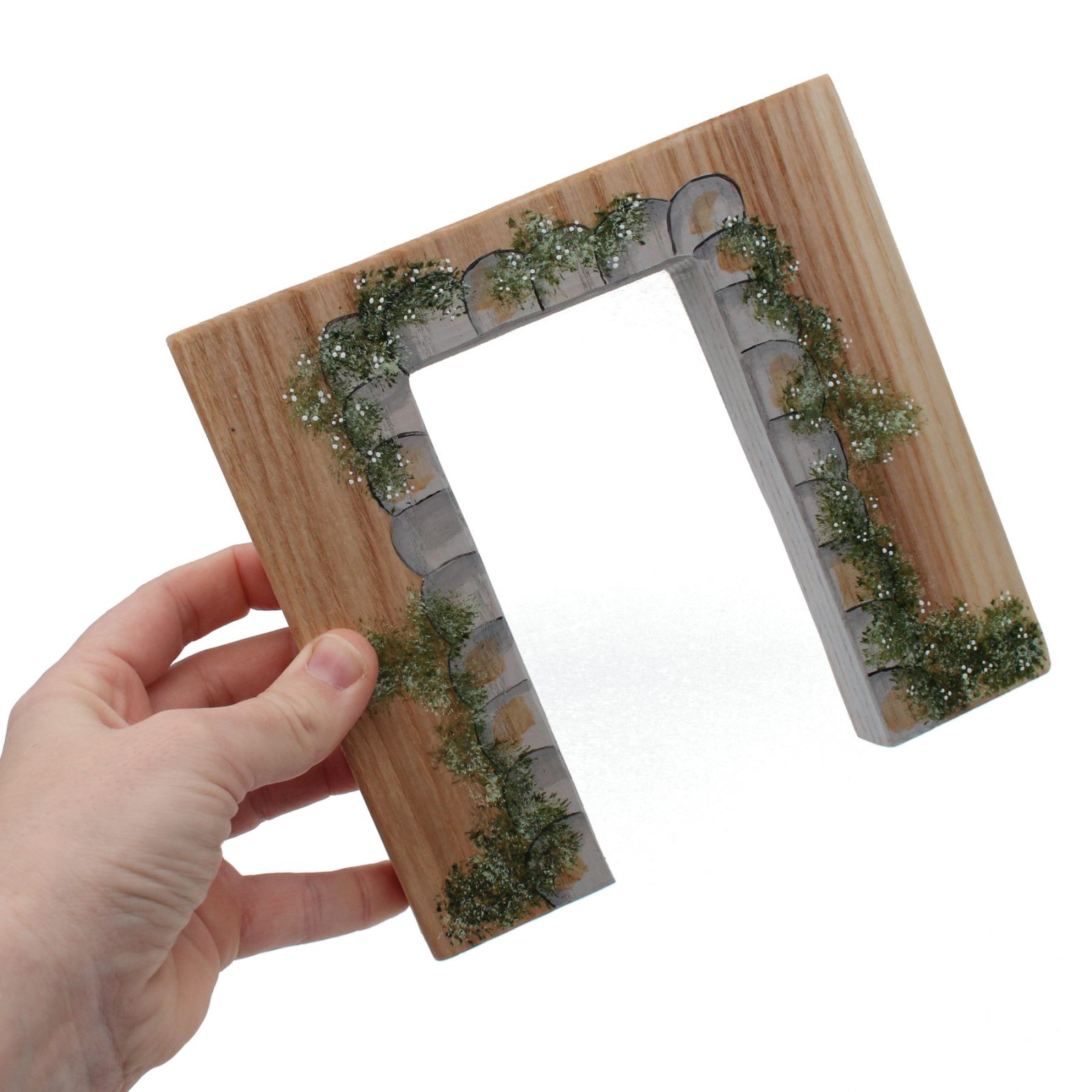 Bible House Door Wall in Hand - by Good Shepherd Toys