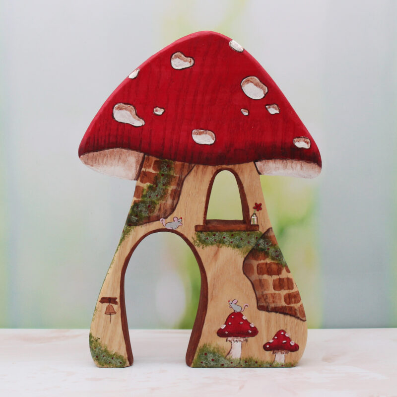 Mushroom Mouse Cottage